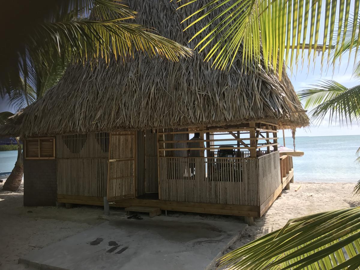 Abemama Green Eco Hotel Kiribati Kariatebike Екстериор снимка